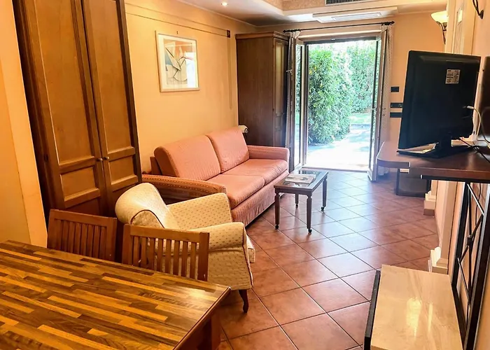 Apartament Elite Near And Tivoli Rzym